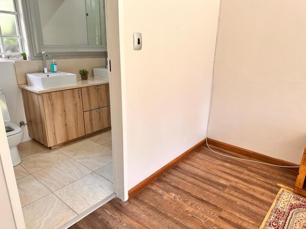 Woods Guest House Миделбург Екстериор снимка