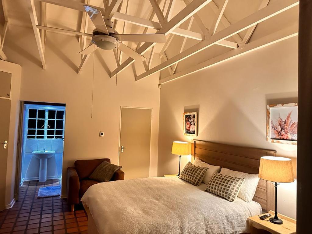 Woods Guest House Миделбург Екстериор снимка