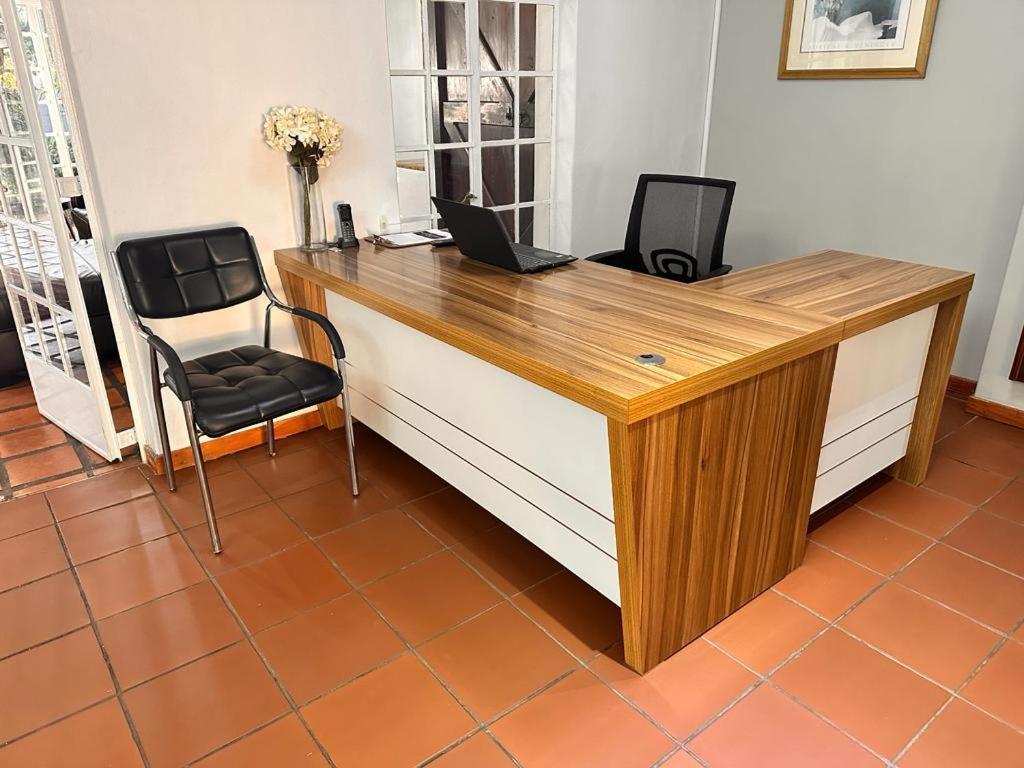 Woods Guest House Миделбург Екстериор снимка